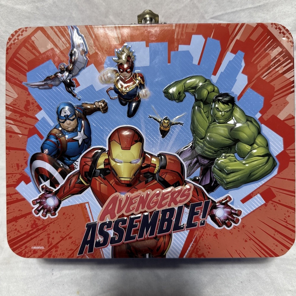 Marvel AVENGERS METAL LUNCH BOX With 48 Piece Jigsaw Puzzle